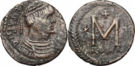 Justinian I. (527-565). AE Follis, Rome mint, c. 540-542 AD. D/ DN IVSTIN[IANVS PF AVG]. Diademed, draped and cuirassed bust right. R/ Large M between...