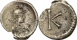 Justinian I (527-565). Commemorative series. Anonymous AR Fraction, c. 530 AD. D/ Helmeted and draped bust of Constantinopolis right. R/ Large K. Bend...