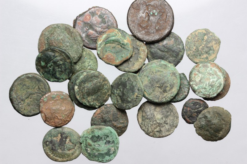Greek Italy. Multiple lot of twenty-five (25) unclassified AE coins, mostly of t...