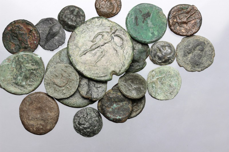 Greek Italy. Multiple lot of twenty (20) unclassified AE coins, mostly of the Gr...