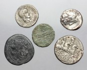 Roman Republic. Multiple lot of five (5) unclassified coins, including two (2) AR Quinarii, a fourrée Denarius, a bronze core of fourrée Victoriatus a...