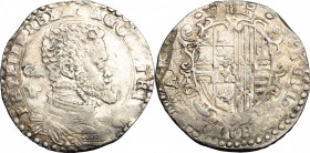 Napoli. Filippo II (1554-1598). Mezzo ducato con sigle GR/VP. P/R 15b. MIR 171/2. AG. g. 14.90 mm. 33.00 BB.