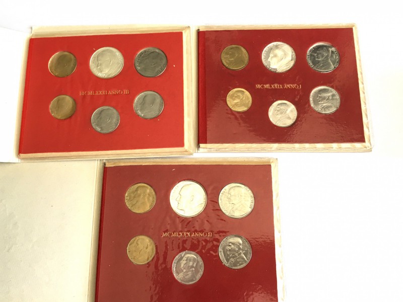 Roma - Città del Vaticano. Giovanni Paolo II (1978-2005). Lotto di 3 confezioni ...