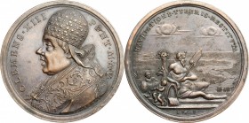 Clemente XIII (1758-1769), Carlo Rezzonico. Medaglia annuale, A. V. Per il ripristino della navigabilità del Tevere. D/ Busto a sinistra con triregno ...