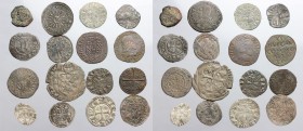 Lotto di 16 monete medievali e rinascimentali. MI. Interessante. Notati un denaro di Amaury per Gerusalemme e un denaro per Brescia.