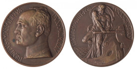 MEDAGLIE - FASCISTE - Medaglia 1925 A. III - In onore di Benito Mussolini Cas. III/1 AE Opus: Mistruzzi Ø 52In scatola
 In scatola - 
SPL