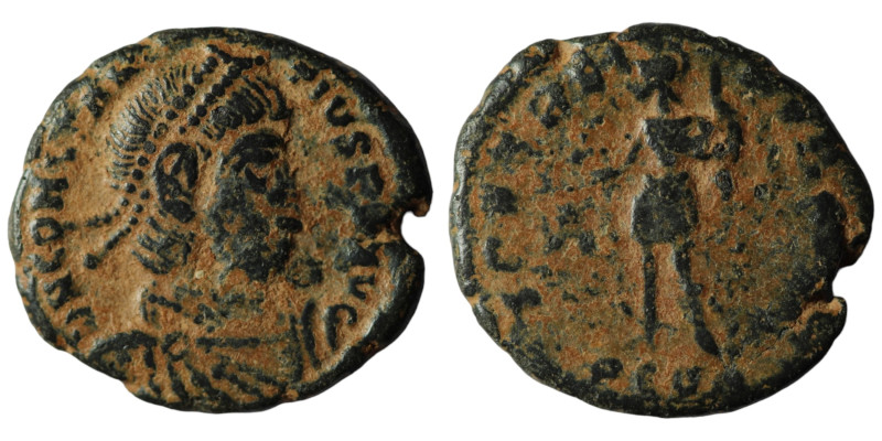 Constantinus II. (337-361 AD). Æ Follis. Constantinople. artificial sandpatina. ...