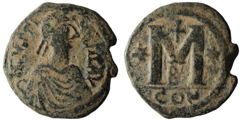 Justin I. (518-527 AD) Æ Follis. Constantinople. Obv: D N IVSTINVS P P AVG. diad...