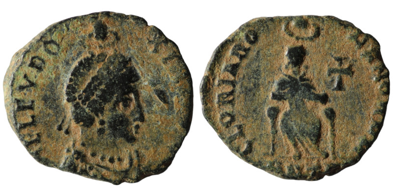 Aelia Eudoxia. (401-403 AD). Follis. Constantinople. Obv: AEL EVDOXIA AVG. Pearl...