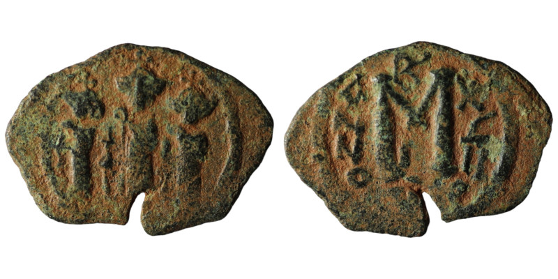 Heraclius. (610-641 AD) Æ Follis. Obv: Heraclius and sons standing facing. Rev: ...