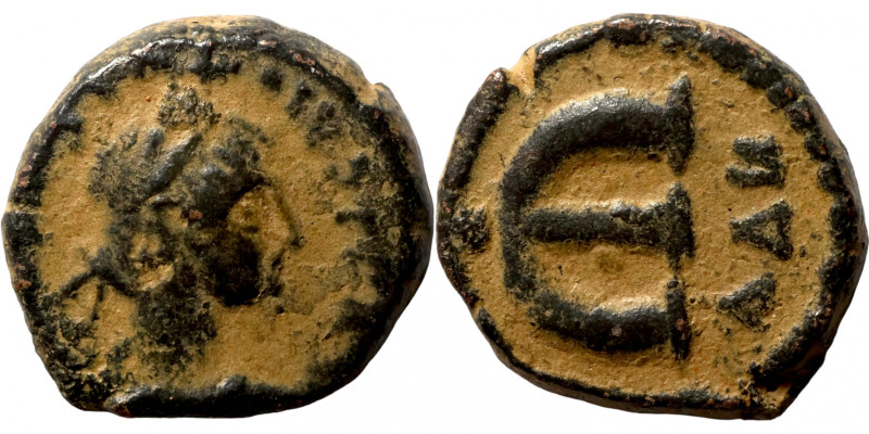 Antik coin
12mm 2,10g
Artificial sand patina