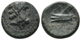 Phoenicia. Arados. (137-51 BC) Æ Bronze. Obv: laureate head of Zeus right. Rev: galley-ram left. Weight 4,17 gr - Diameter 14 mm