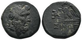 Pontos. Amisos. (120-63 BC) Æ Bronze. Obv: laureate head of Zeus right. Rev: eagle standing left on thunderbolt. Weight 8,27 gr - Diameter 17 mm