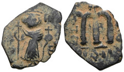 Arab Byzantine. AE. Uncertain Mint, Probably Jund Filastin, c. 645-647 AD. . Artificial sandpatina.. Weight 3,14 gr - Diameter 23 mm
