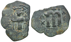 Constans II. (641-668 AD). Follis. Obv: Constans II. standing facing. Rev: M. Weight 3,43 gr - Diameter 25 mm