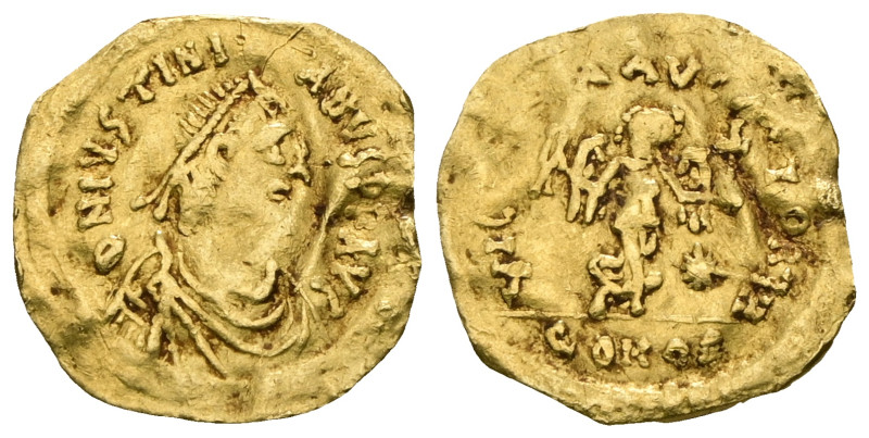 JUSTINIANUS I, 527-565 Mint of Constantinopolis Tremissis 527-565. Weight 1,24 g...