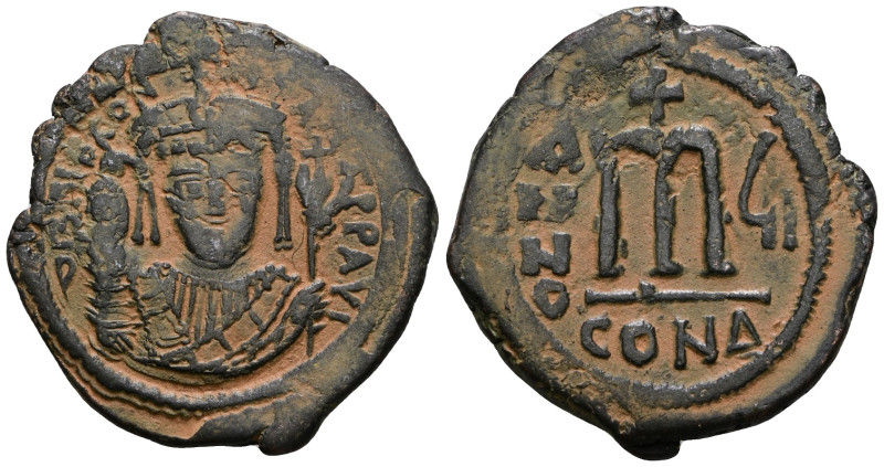 Tiberius II Constantine, AE, Follis.Theopolis (Antioch). 578-582 AD. . Artificia...