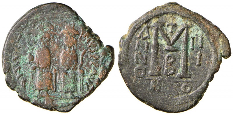Giustino II (565-578) Follis (Nicomedia) Gli imperatori seduti di fronte - R/ Va...