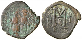 Giustino II (565-578) Follis (Nicomedia) Gli imperatori seduti di fronte - R/ Valore – Sear 369 AE (g 12,71)
MB