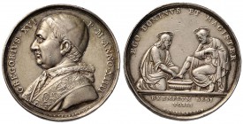 Gregorio XVI (1831-1846) Medaglia A. XIIII Lavanda – Opus: Girometti, Cerbara AG (g 18,77) Traccia d’appiccagnolo e fondi ritoccati
BB