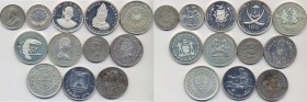 Lotto di 12 monete come da foto: Kiribati, Yemen, Isole Cook, ecc. Lotto interessante 
FDC-FS