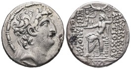 Seleukid Kingdom. Antiochos VIII Epiphanes Grypos, 121/0-97/6 BC. AR, Tetradrachm. 15.70 g. - 28.00 mm. Antiochia on the Orontes, c.109-96 BC.
Obv.: ...