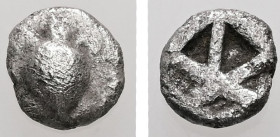 Islands Off Attica, Aegina. Circa 480-457 BC. AR, Hemiobol. 0.38 g. - 6.49 mm.
Obv.: Sea tortoise.
Rev.: Square incuse with large skew pattern.
Ref.: ...