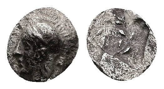 Aeolis, Elaia. AR, Hemiobol. 0.33 g. - 8.14 mm. Circa 450-400 BC.
Obv.: Helmeted...