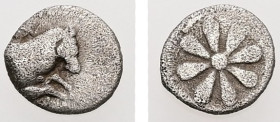 Aeolis, Kyme. AR, Hemiobol. 0.27 g. - 7.65 mm. Circa 350-250 BC.
Obv.: Forepart of horse right
Rev.: Stellate floral pattern.
Ref.: Klein 334; cf. Web...