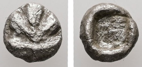 Caria, Rhodes. Kamiros. AR, Hemiobol. 0.49 g. - 6.99 mm. Circa 550-500 BC.
Obv.: Fig leaf, seen from above.
Rev.: Incuse square punch.
Ref.: HN Online...