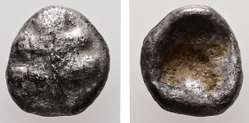 Caria, Rhodes. Kamiros. AR, Hemiobol. 0.60 g. - 8.04 mm. Circa 550-500 BC.
Obv.: Fig leaf, seen from above.
Rev.: Incuse square punch.
Ref.: HN Online...