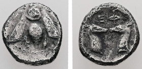 Ionia, Ephesos. AR, Diobol. 0.84 g. - 10.67 mm. Circa 390-325 BC.
Obv.: E - Φ. Bee.
Rev.: EΦ. Confronted heads of stags.
Ref.: SNG Kayhan I 208ff (Dio...
