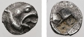 Ionia, Phokaia. AR, Tetartemorion. 0.07 g. - 4.66 mm. ca. 600-500 BC.
Obv.: Head of griffin right.
Rev.: Quadripartite incuse square.
Ref.: Klein 451;...