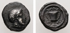 Lesbos, Methymna. AR, Hemiobol. 0.56 g. - 8.49 mm. Circa 450-379 BC.
Obv.: Helmeted head of Athena to right.
Rev.: Kantharos; Μ-Α-Θ around.
Ref.: SNG ...