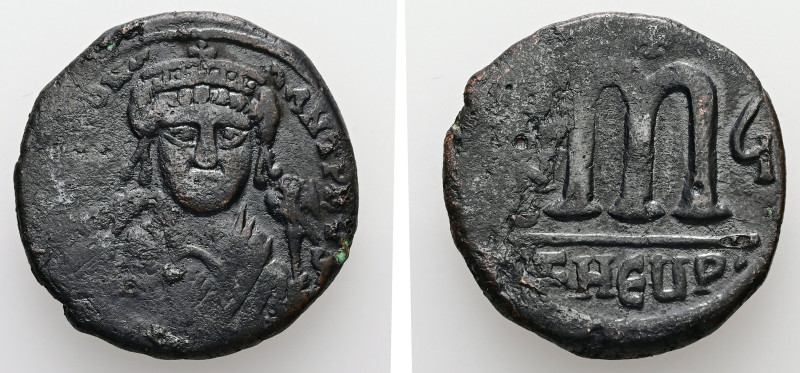 Tiberius II Constantine, AD 578-582. AE, Follis. 14.20 g. 29.72 mm. Theoupolis (...