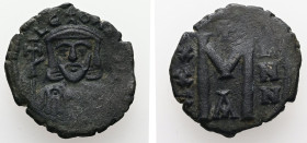 Leo V the Armenian, AD 813-820. AE, Follis. 5.51 g. 22.41 mm. Constantinopolis.
Obv: ✱LЄOҺ bASIL'. The busts of Leo V facing, wearing chlamys and crow...