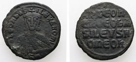 Leo VI the Wise, AD 886-912. AE, Follis. 7.17 g. 26.42 mm. Constantinople.
Obv: + LЄOҺЬAS-ILЄVSROM. Frontal bust of Leo VI with short beard wearing ch...