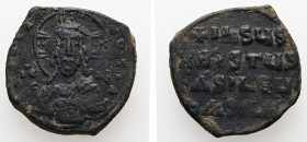 Anonymous Follis, Class A2. Basil II and Constantine VIII, AD 976-1025. AE, Follis. 7.17 g. 26.11 mm. Constantinopolis.
Obv: +ЄMMA- NOЧHΛ. Nimbate bus...
