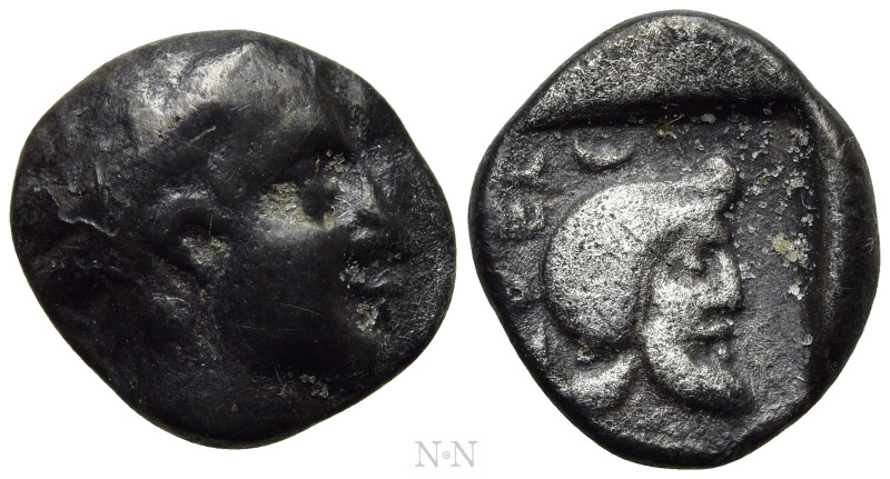 MYSIA. Pergamon. Diobol (Circa 450-350 BC). 

Obv: Laureate head of Apollo rig...