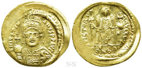 JUSTINIAN I (527-565). GOLD Solidus. Constantinople
