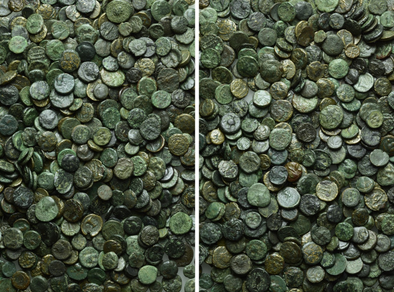 Circa 680 Greek Coins. 

Obv: .
Rev: .

. 

Condition: See picture.

We...