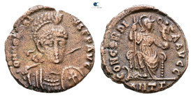Honorius AD 393-423. Antioch
Follis Æ

17 mm, 2,67 g



Very Fine