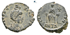 Aelia Eudoxia AD 400-404. Antioch
Follis Æ

16 mm, 2,36 g



Very Fine