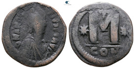 Anastasius I AD 491-518. Constantinople
Follis or 40 Nummi Æ

33 mm, 15,63 g



Fine