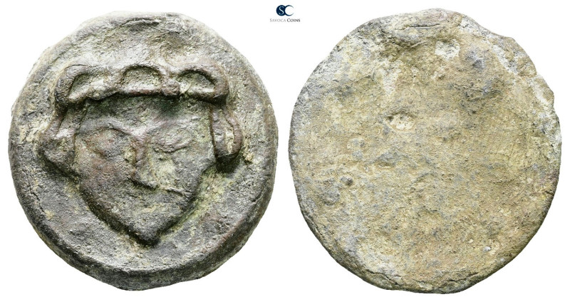 Greek. Tessera Pb

28 mm, 13,78 g

Very Fine