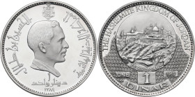 Jordan. Hussein Talal (1952-1999. 1 Dinar AH 1389 (1969). KM 23. AR. 40.71 g. 55.00 mm. PROOF.