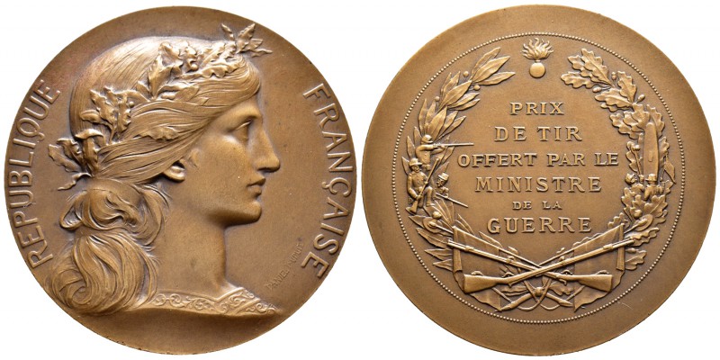 Francia. Medalla. s. XIX. Ae. 65,80 g. Premio de tiro recibido por el Ministro d...