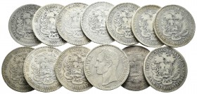 Venezuela. Lote de 36 monedas de plata de 5 bolívares, 1879, 1886, 1900, 1902 (2), 1903, 1904, 1905, 1910, 1911 (3), 1919 (4), 1921, 1924 (2), 1926 (5...
