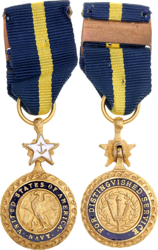 United States Miniature of the Navy Distinguished Service Medal 20 - th Century ...