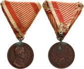 Austria Bravery Bronze Medal "Der Tapferkeit" 1917 - 1918 Barac# 92, Bronze 31 mm.; Karl I (1917-1918); with original ribbon; original name: Tapferkei...